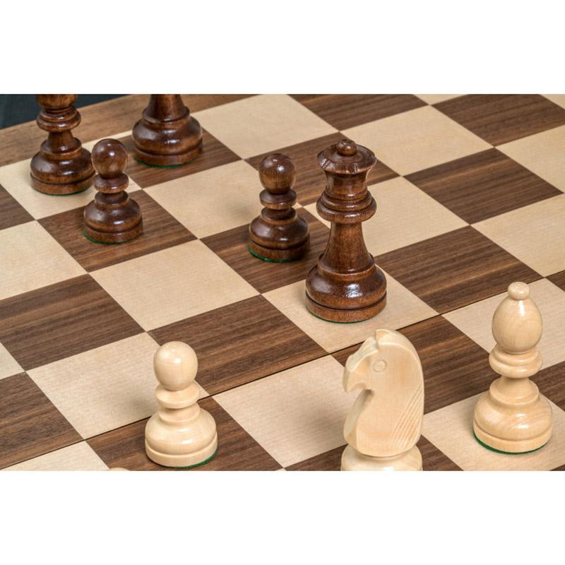 Jeu d'échecs en coffret - cases de 55 mm