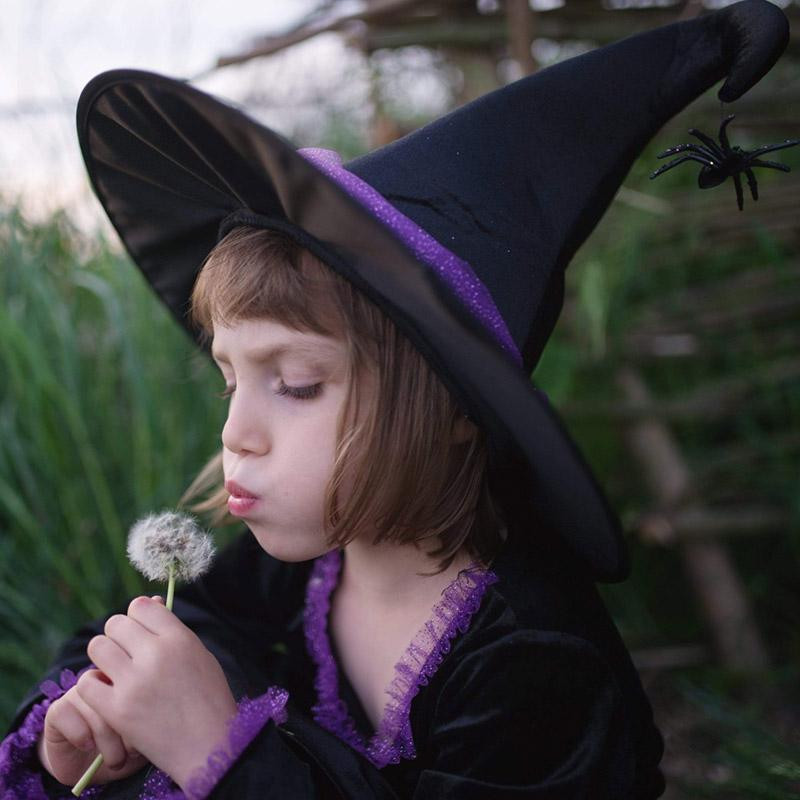 Déguisement Véra La sorcière velours avec robe et chapeau 2-4 ans Great Pretenders
