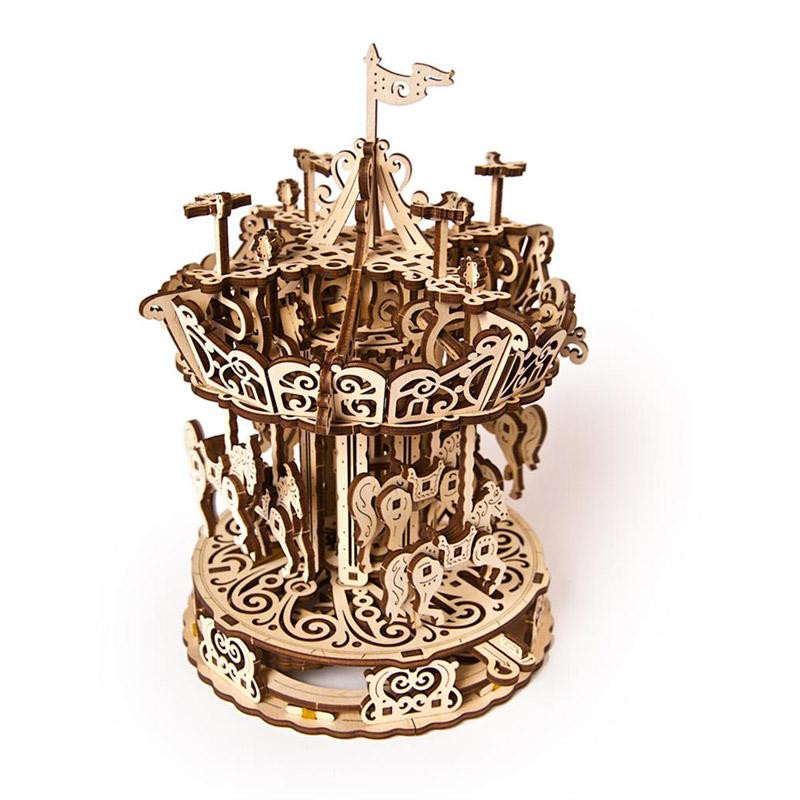 Carrousel, maquette en bois à assembler Ugears