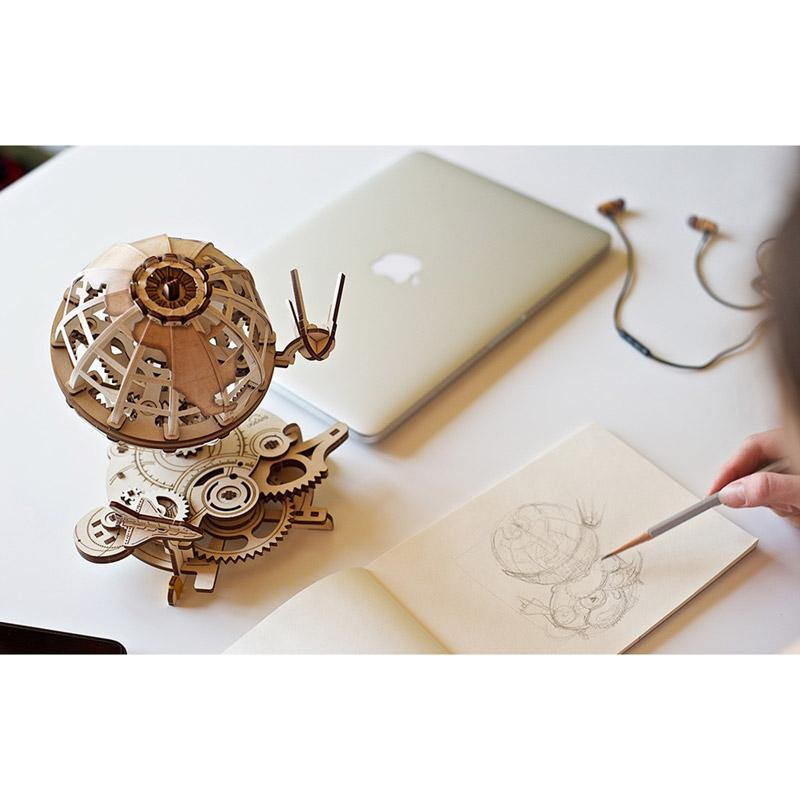 Maquette dynamique - Globe - jeu bois Ugears