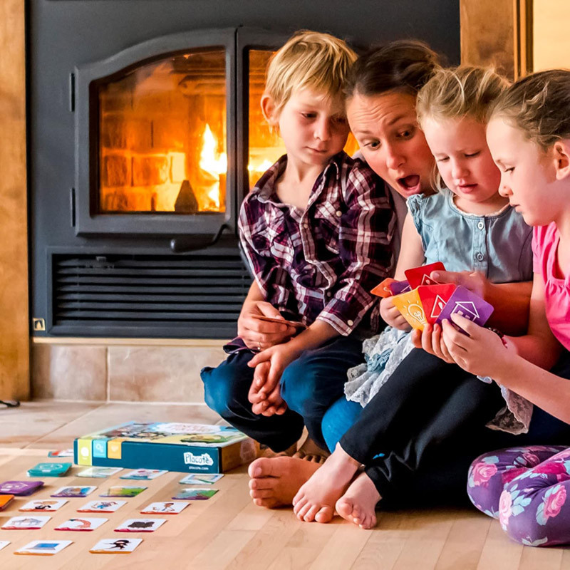 Histoire de raconter jeu pour apprendre Placote