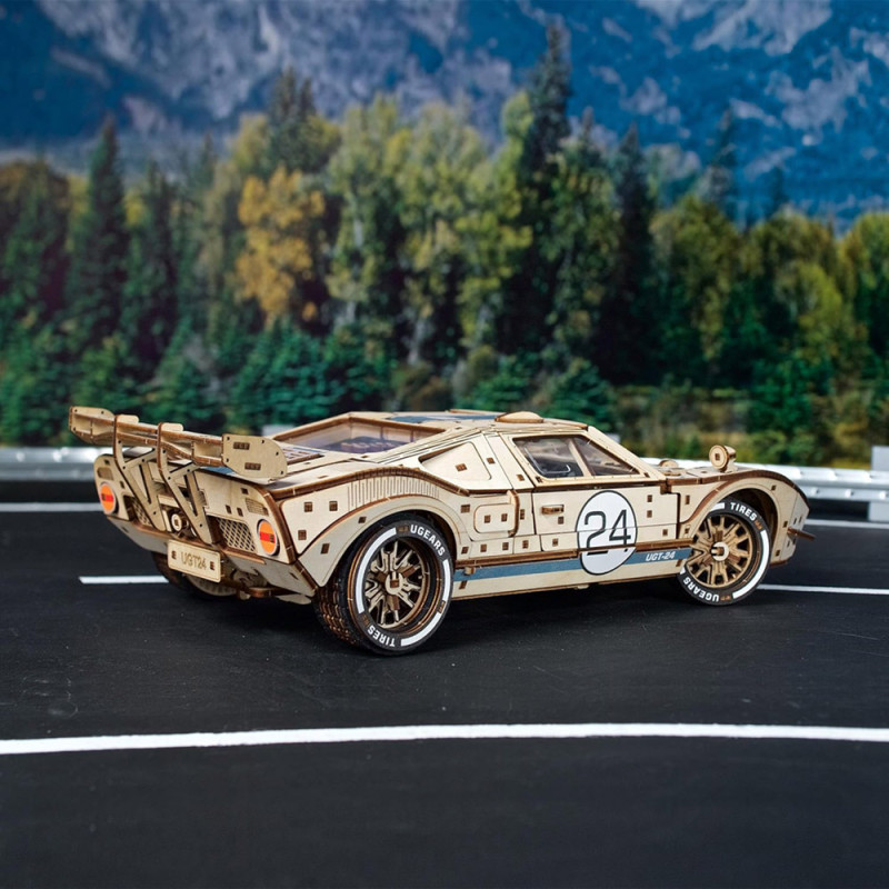 Maquette mécanique en bois UGT-24 Voiture d'endurance Ugears
