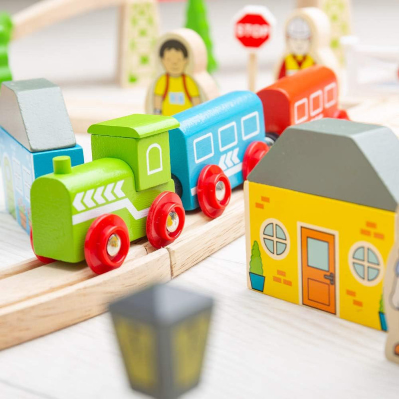 Circuit de train en bois - Ville et campagne