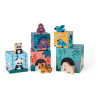 Set de cubes empilables et figurines en bois de chez Janod