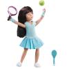 Poupée Kruselings Luna joue au tennis