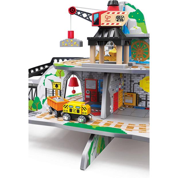 Circuit de train en bois - la montagne minière, HAPE  La Boissellerie  Magasin de jouets en bois et jeux pour enfant & adulte