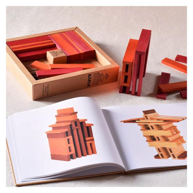 Livre coffret rouge - orange de planchettes Kapla, KAPLA  La Boissellerie  Magasin de jouets en bois et jeux pour enfant & adulte